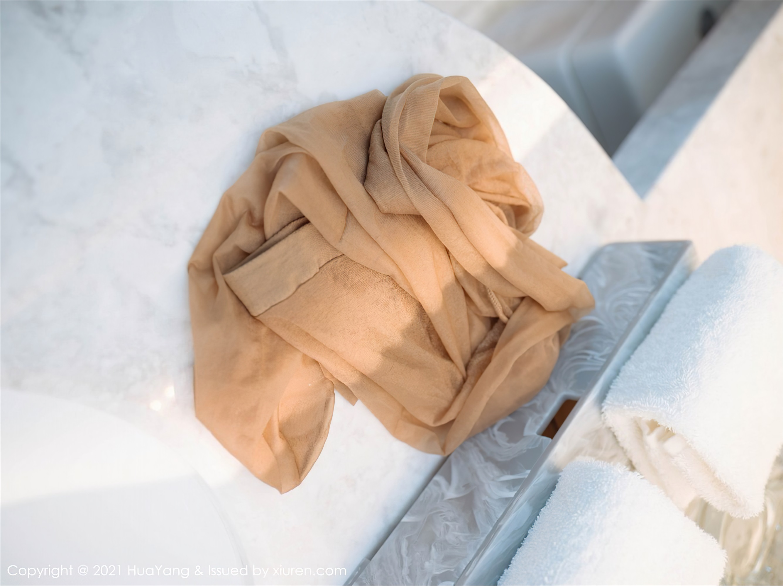 HuaYang花漾 2021.12.02 Vol.472 田冰冰